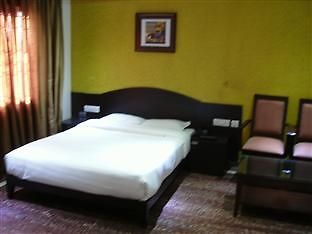 Suvarna Samphala Inn Бангалор Екстериор снимка